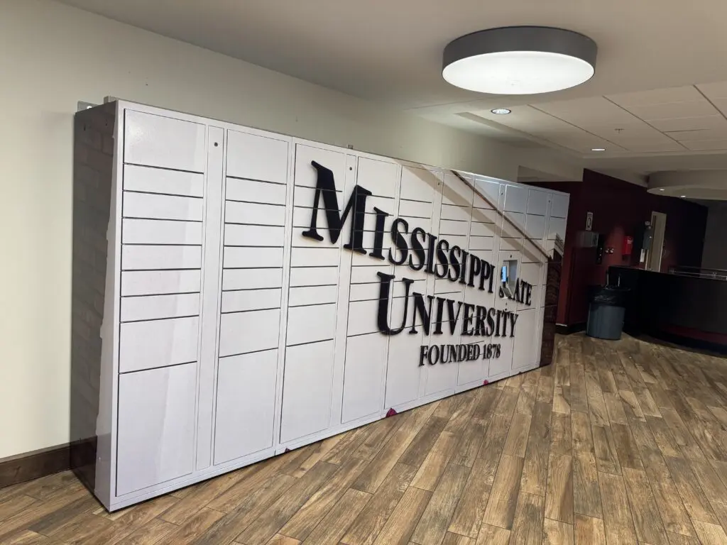 Mississippi State University parcel lockers